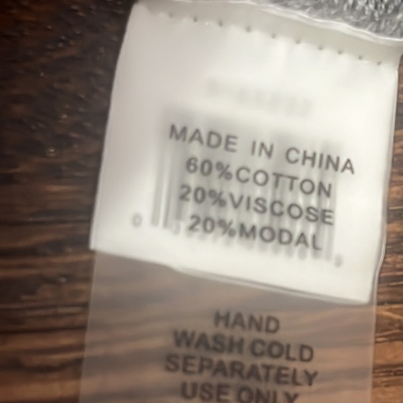 Vince Camuto Oversized Dusty Rose Shark Hem Long Sleeve Tunic Varsity Sweater - Picture 8 of 8